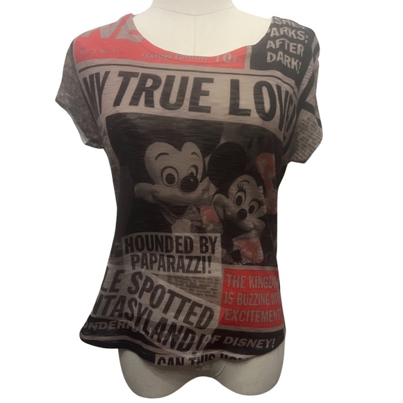 Disney Tops - Disney Park “My true Love” short sleeve top